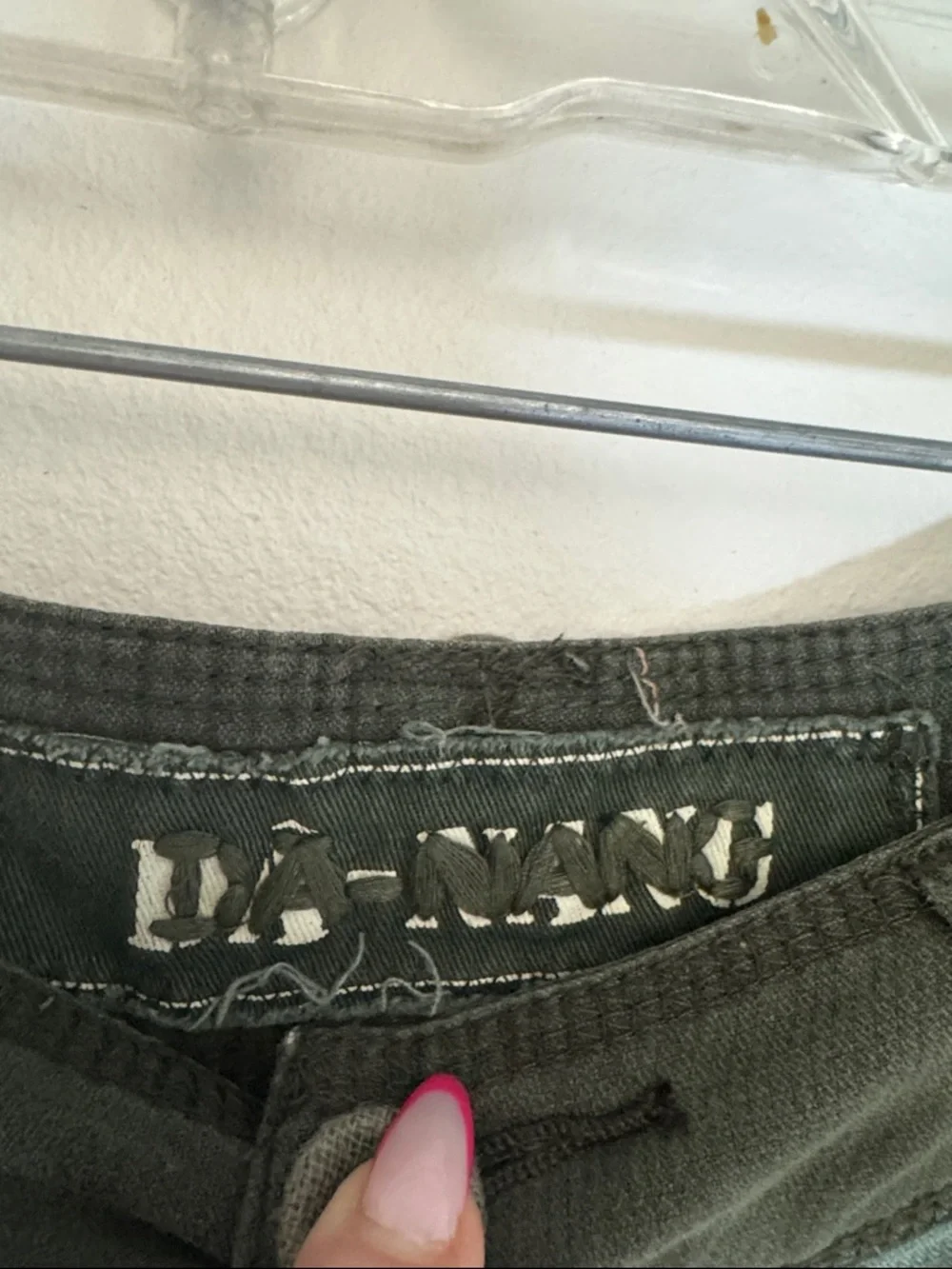 Da-Nang Olive Green Women's Cargo Shorts - Picture 6 of 7